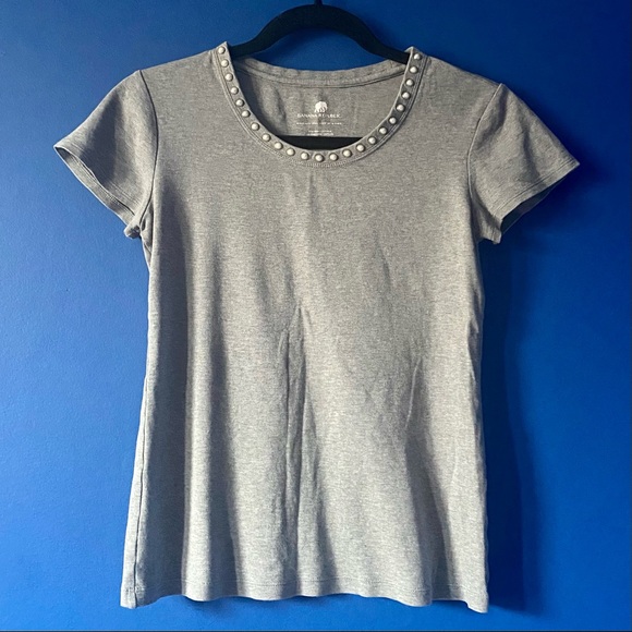 Banana Republic Soft Grey Cotton Pearl Studded T-Shirt (S/M) - Picture 3 of 5